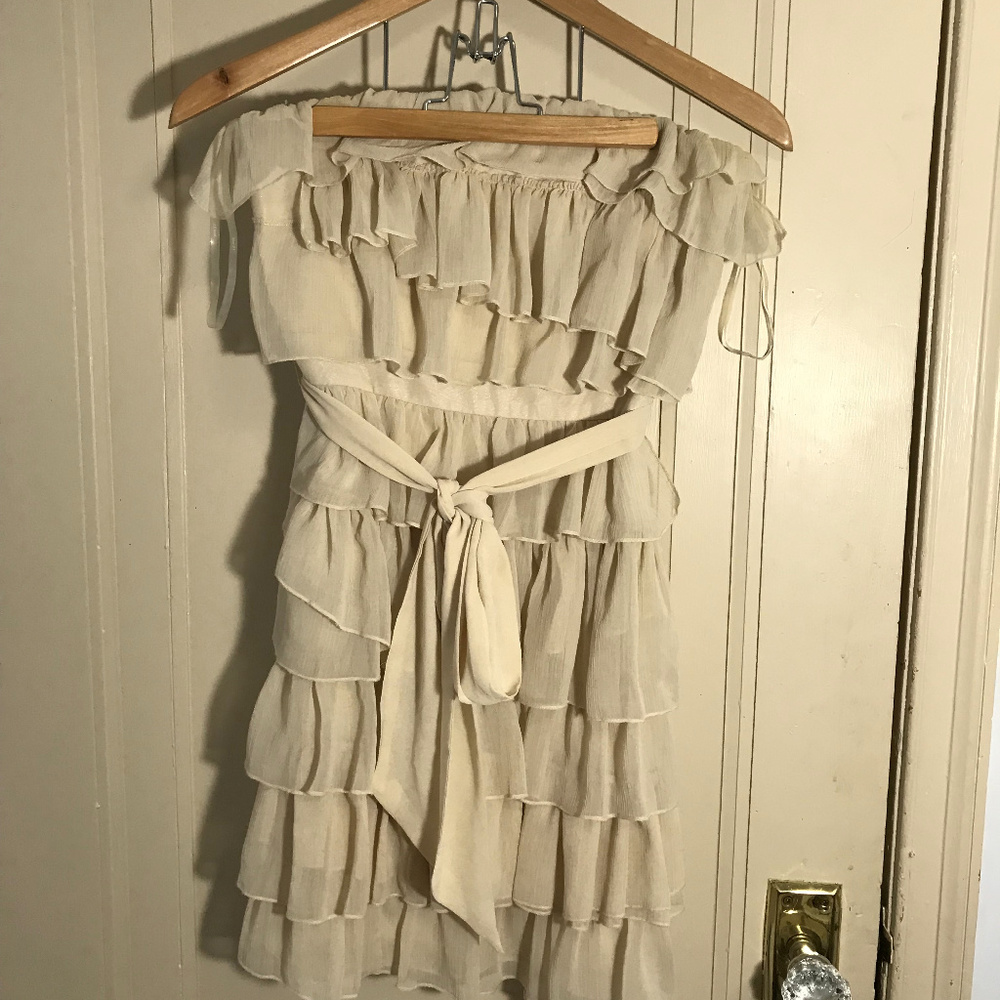 Forever 21 ruffle cream / Tan Woman's S dress.
